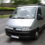 Servizio di noleggio furgoni, piattaforme e montacarichi